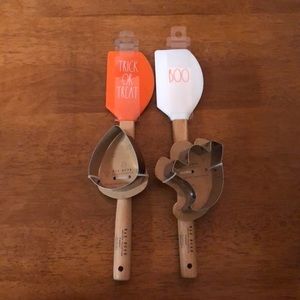 NWT Rae Dunn Spatula & Cookie Cutter Sets